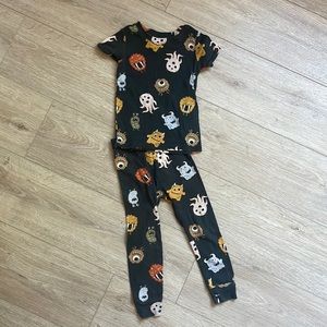 Old Navy Halloween monster toddler pajamas 3t